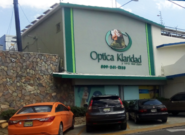 avatar mx-auto white